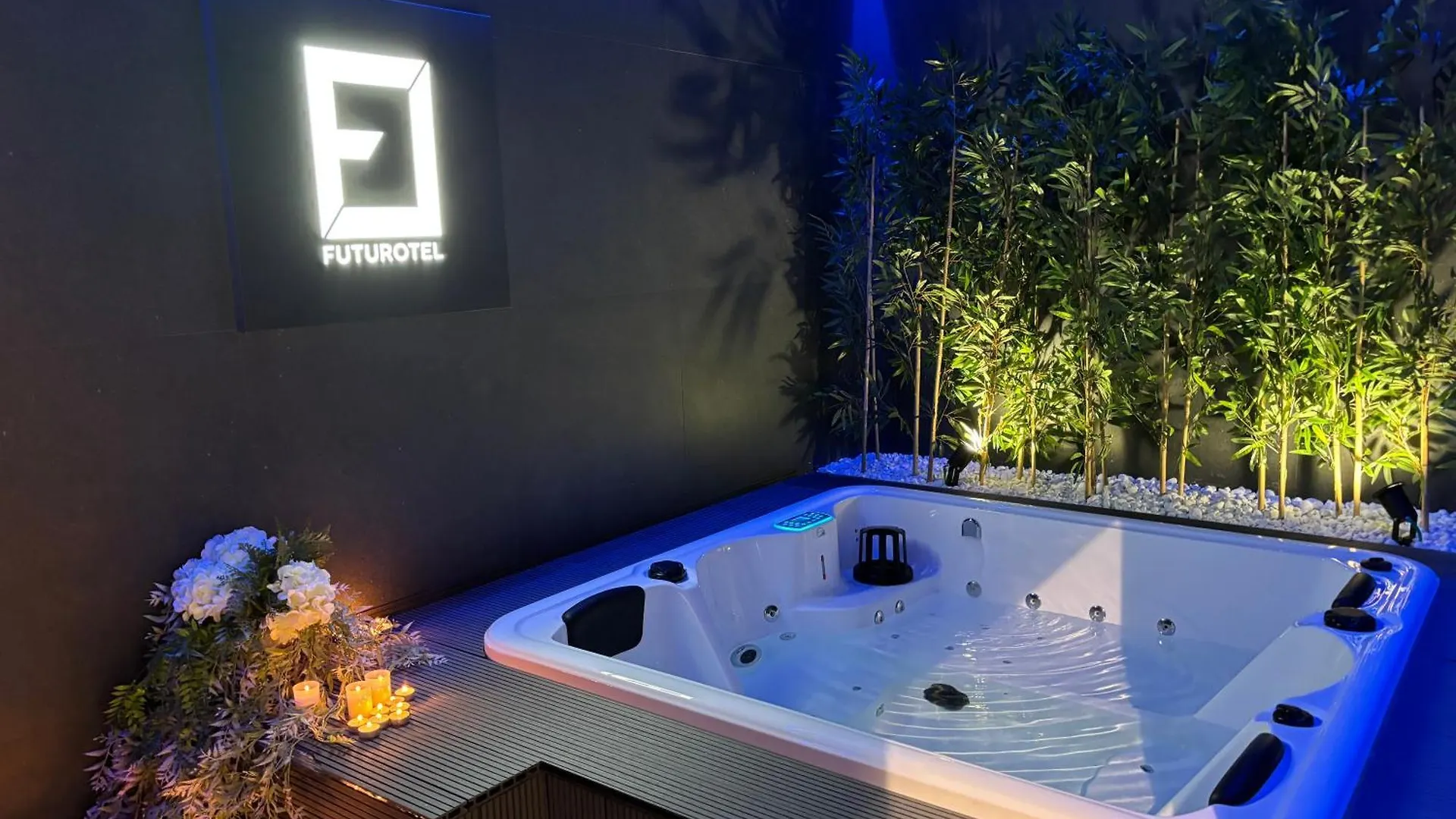 Futurotel Sevilla Capsule hotel Seville