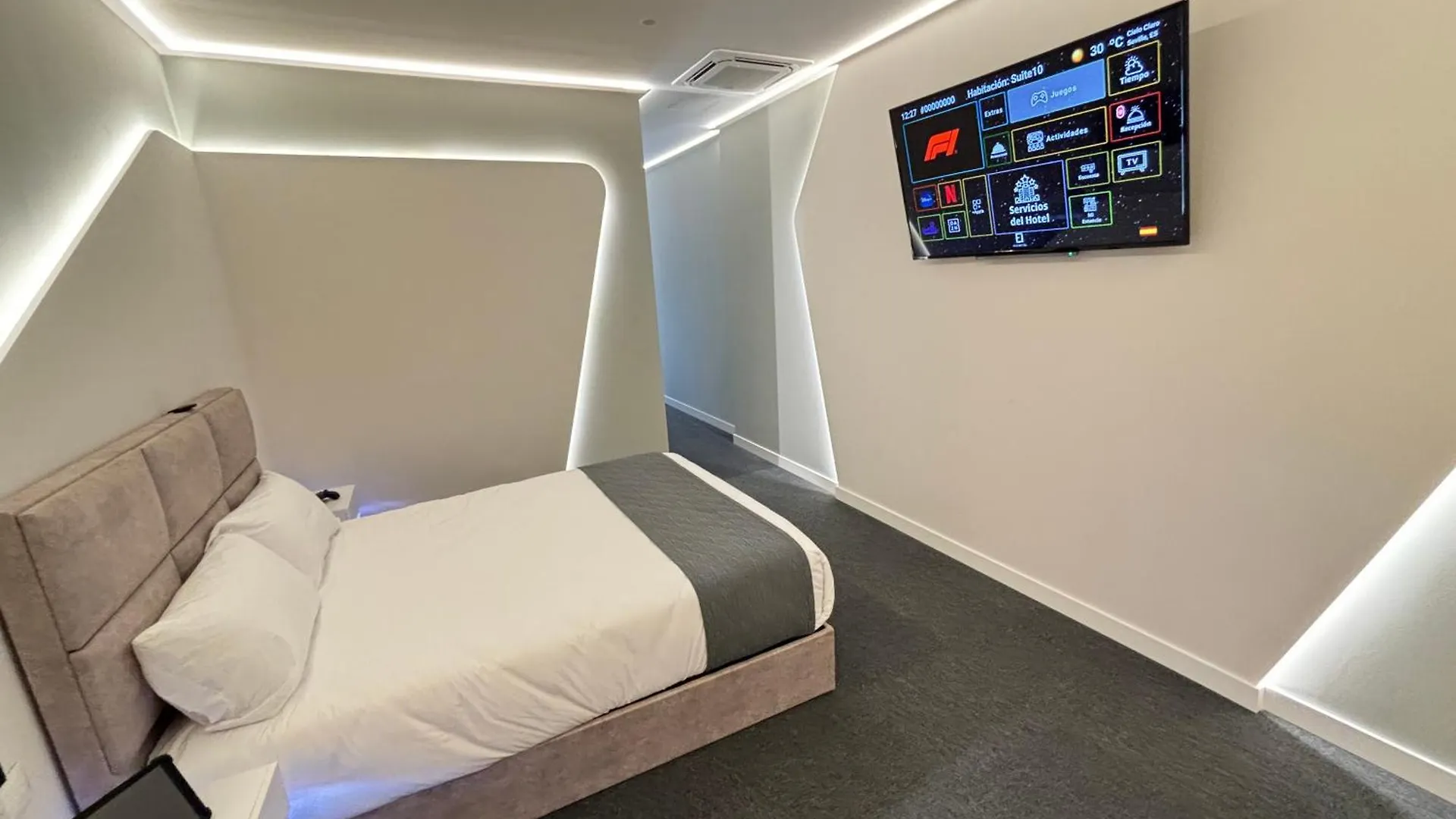 Capsule hotel Futurotel Sevilla Spain