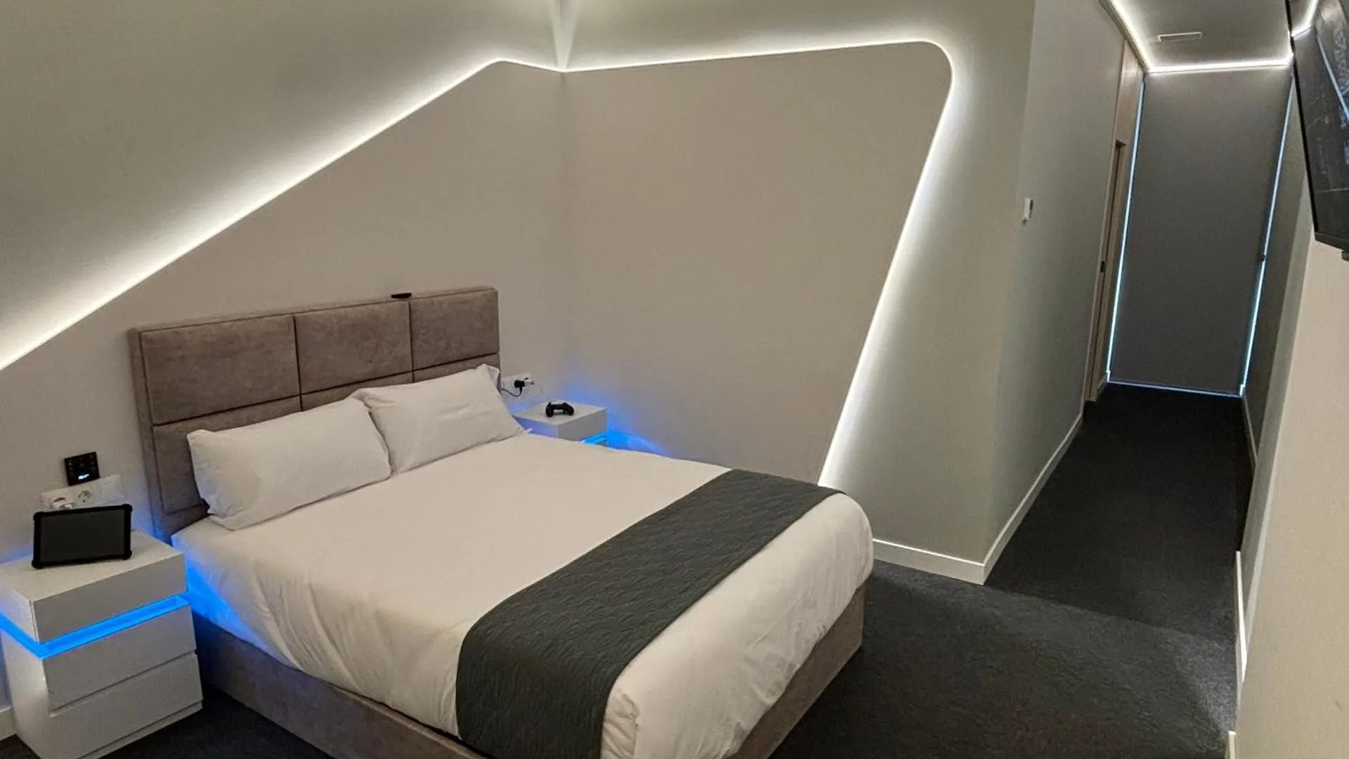 Futurotel Sevilla Capsule hotel Seville